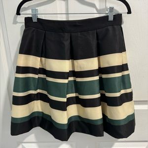 Venus Black, Cream & Green Striped Pleated Skirt Side Zipper Hook Closure Size 8